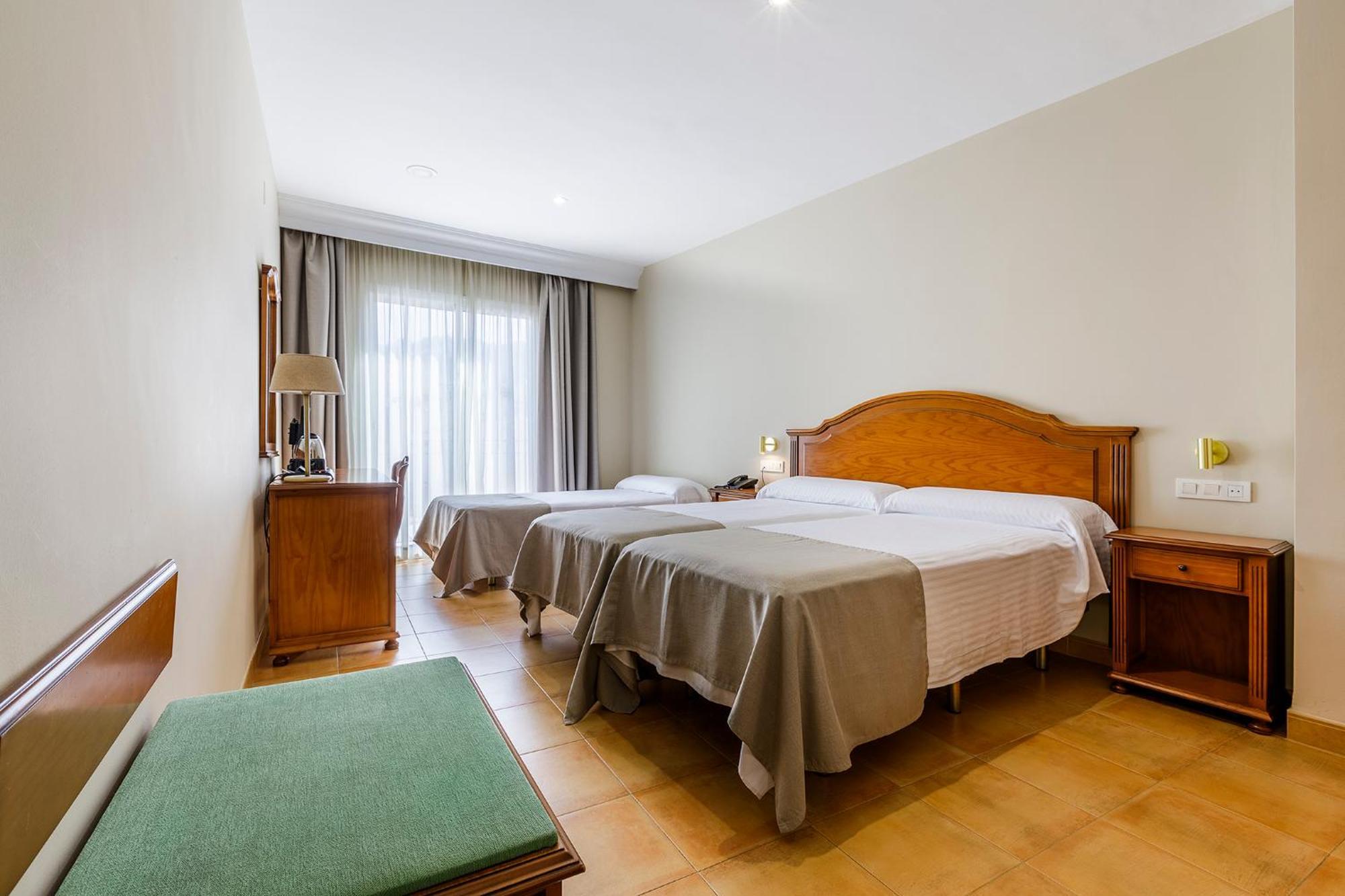 Hotel Almijara - Mares La Herradura  Dış mekan fotoğraf