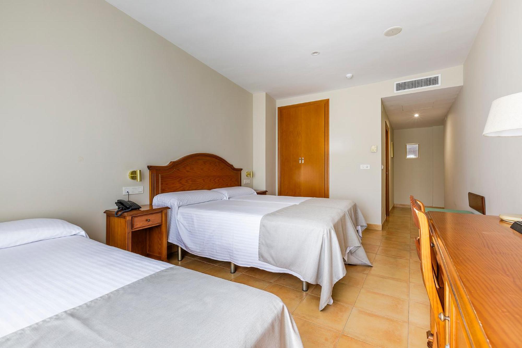Hotel Almijara - Mares La Herradura  Dış mekan fotoğraf