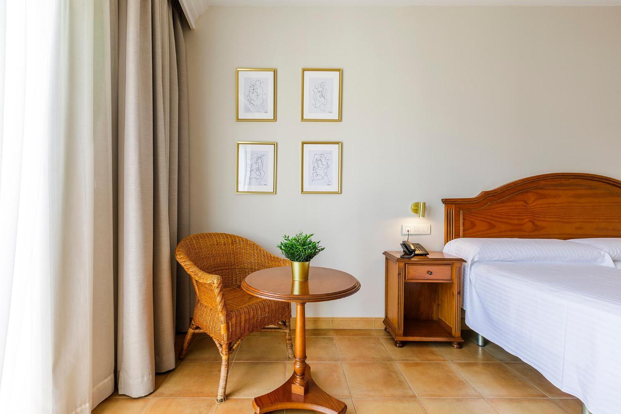 Hotel Almijara - Mares La Herradura  Dış mekan fotoğraf