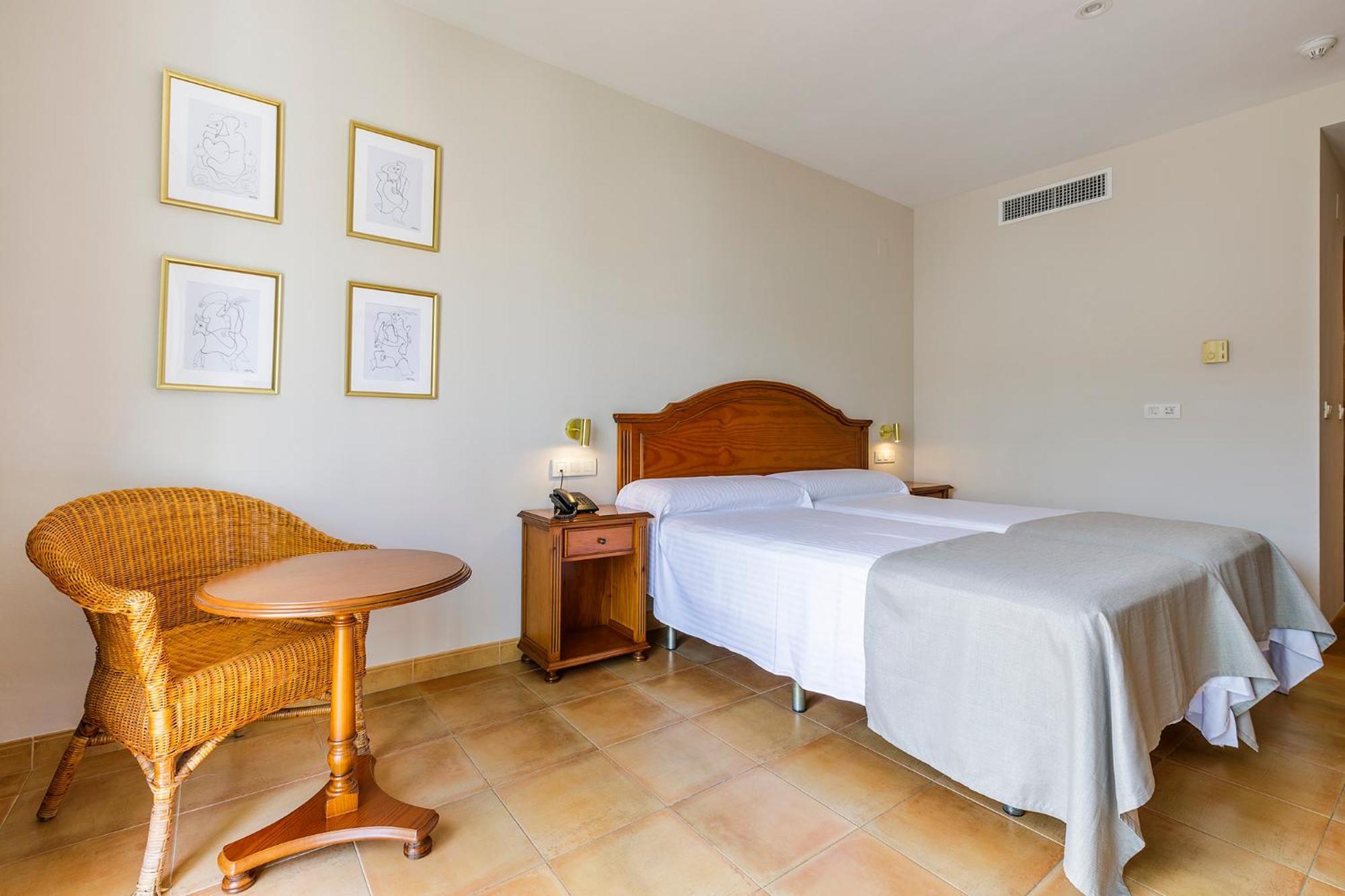 Hotel Almijara - Mares La Herradura  Dış mekan fotoğraf