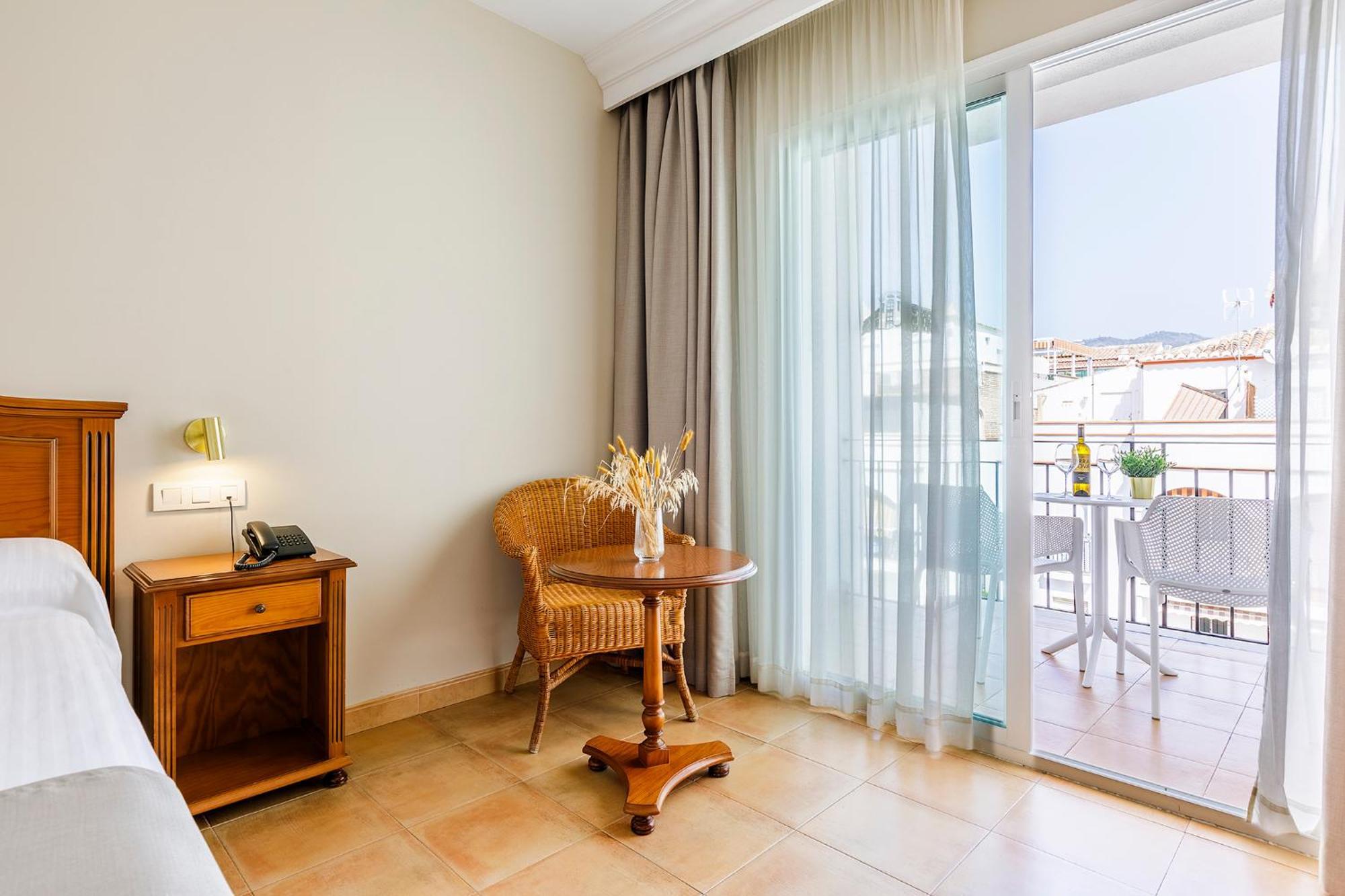Hotel Almijara - Mares La Herradura  Dış mekan fotoğraf